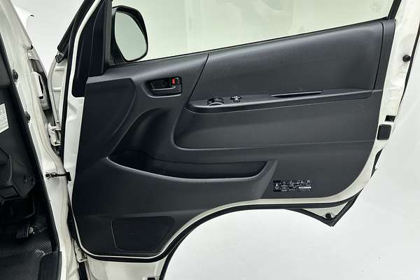 2014 Toyota Hiace Commuter KDH223R ELWB High Roof