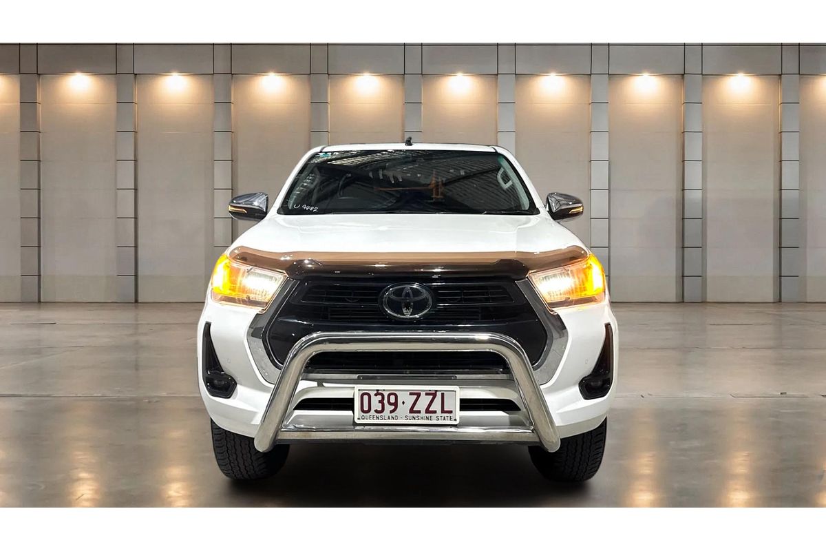 2020 Toyota Hilux SR5 GUN126R 4X4