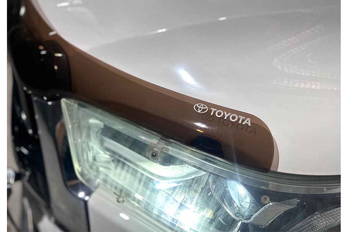 2020 Toyota Hilux SR5 GUN126R 4X4