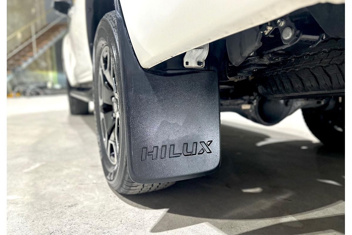 2020 Toyota Hilux SR5 GUN126R 4X4