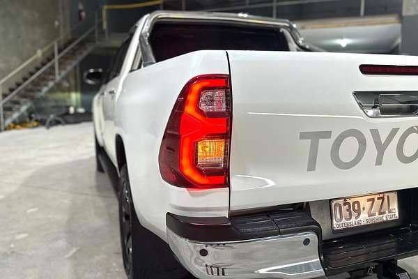 2020 Toyota Hilux SR5 GUN126R 4X4