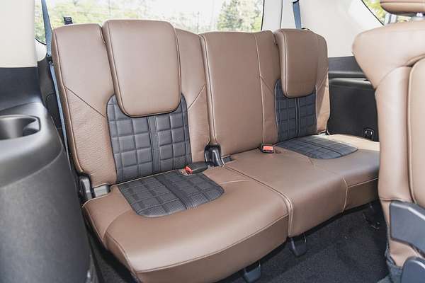 2025 Nissan Patrol Ti-L Y62