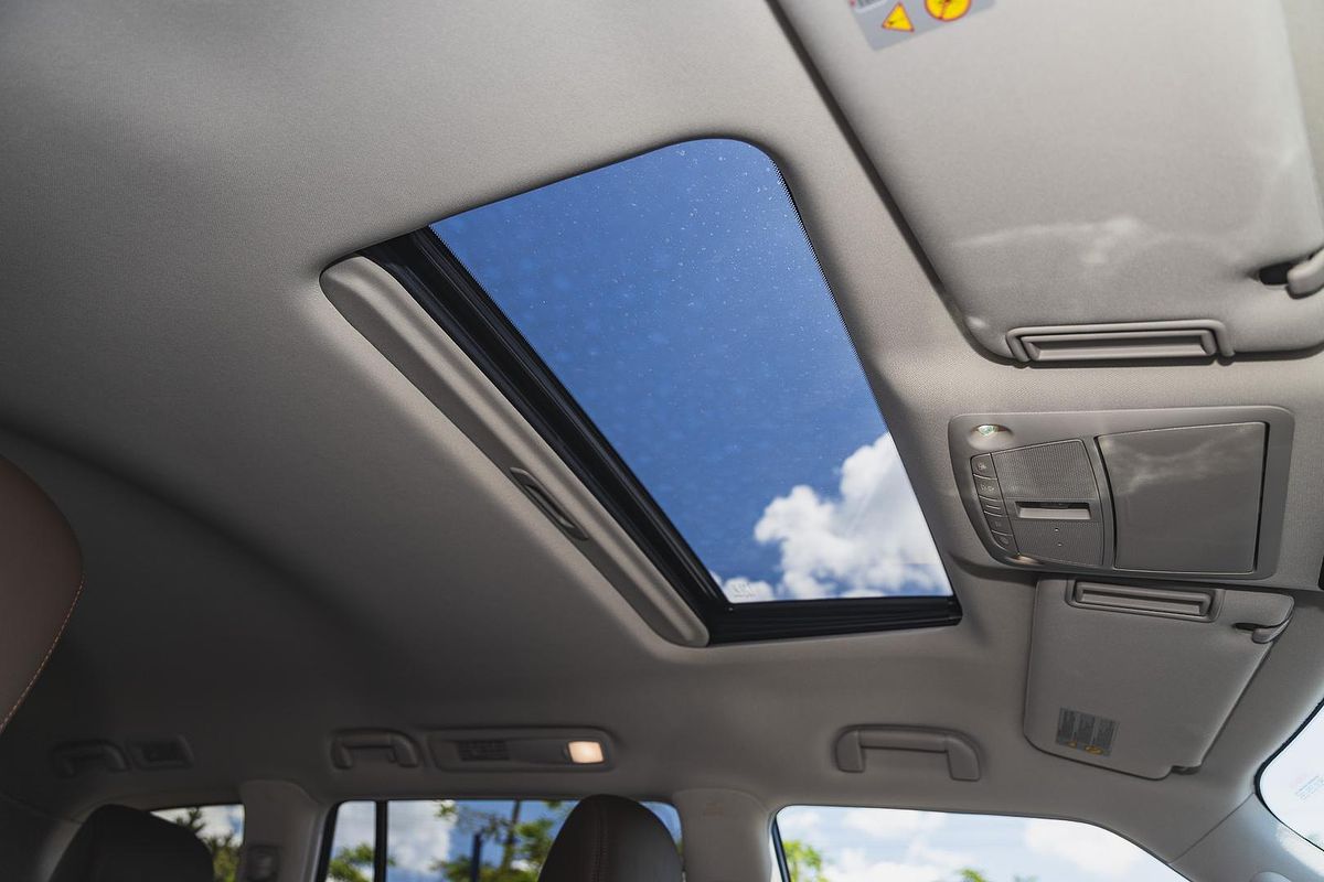 2025 Nissan Patrol Ti-L Y62