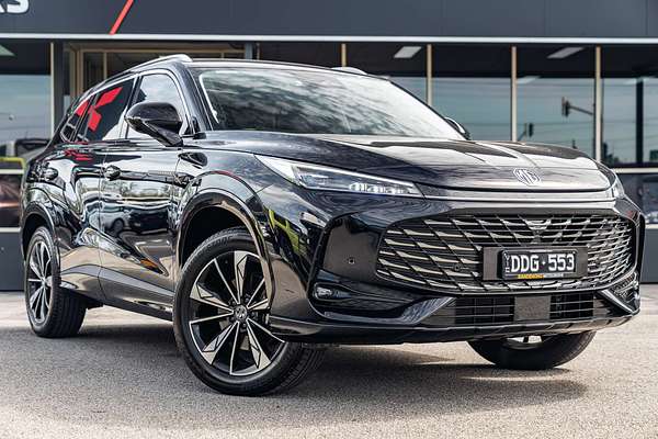 2024 MG HS Essence AS33