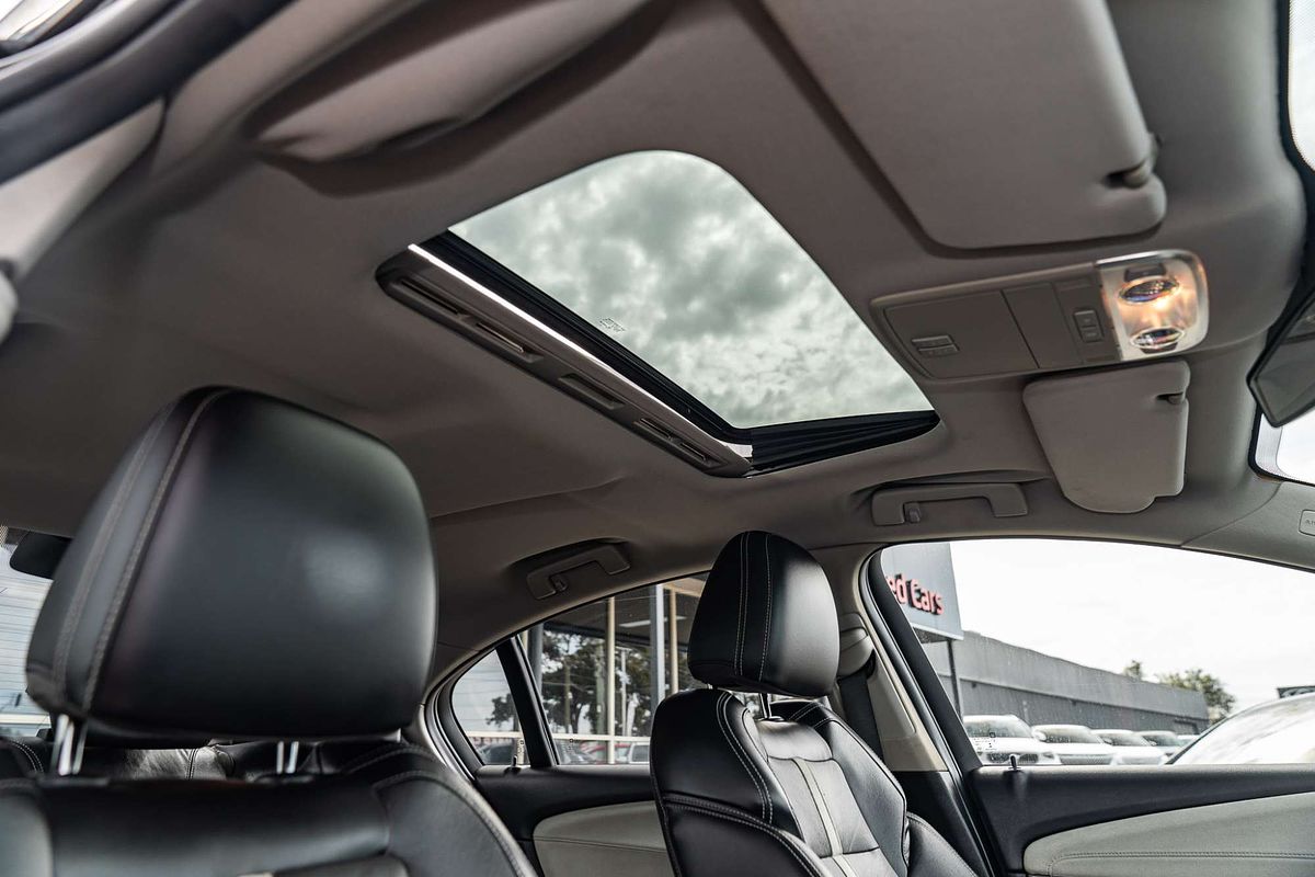 2015 Holden Calais V VF