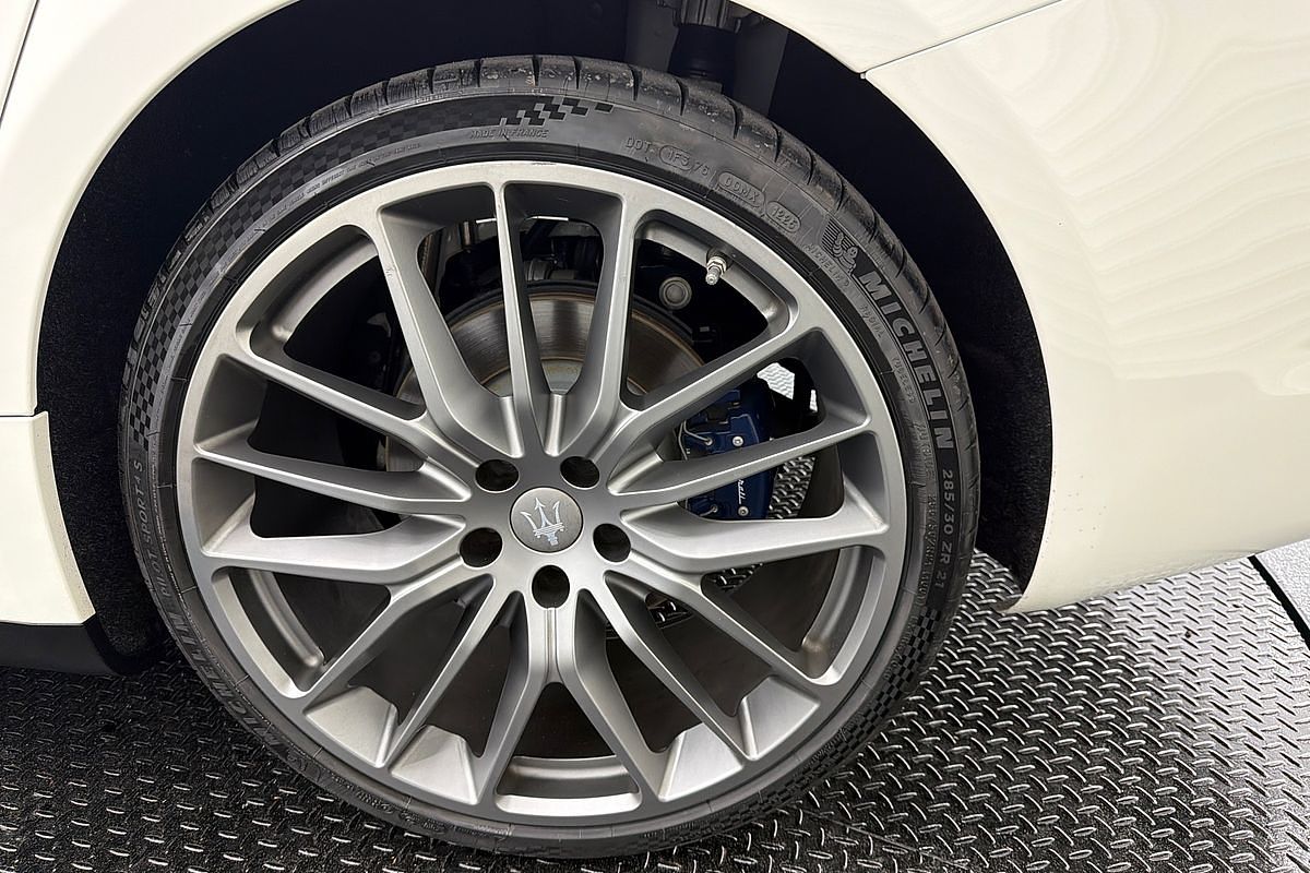 2018 Maserati Ghibli M157