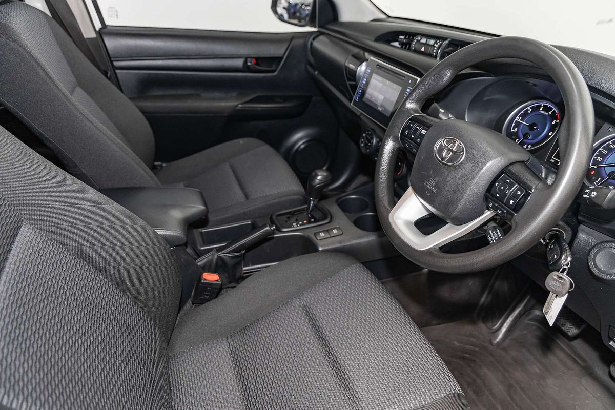 2020 Toyota Hilux Workmate GUN125R 4X4