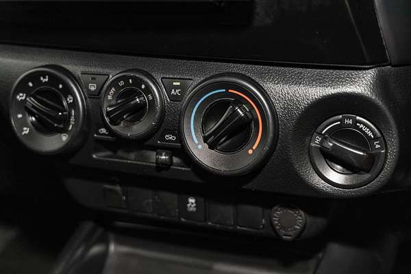 2020 Toyota Hilux Workmate GUN125R 4X4