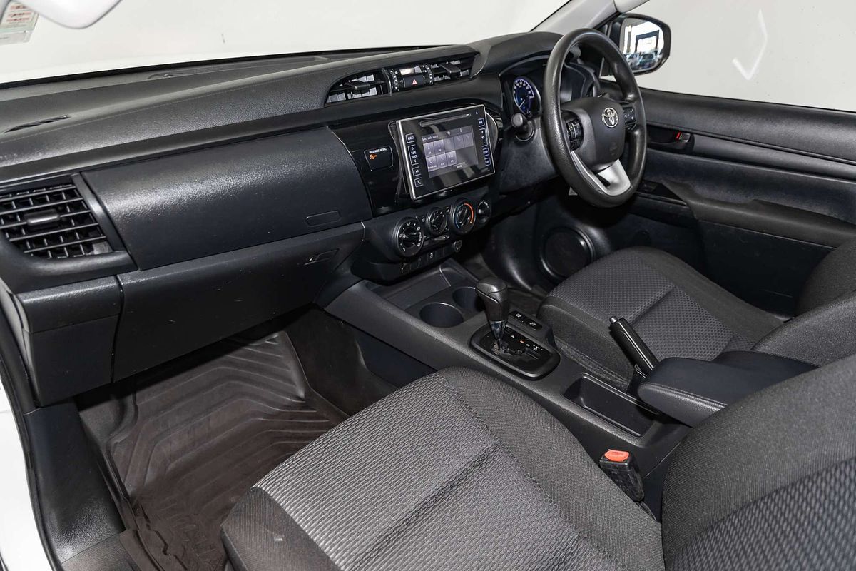 2020 Toyota Hilux Workmate GUN125R 4X4