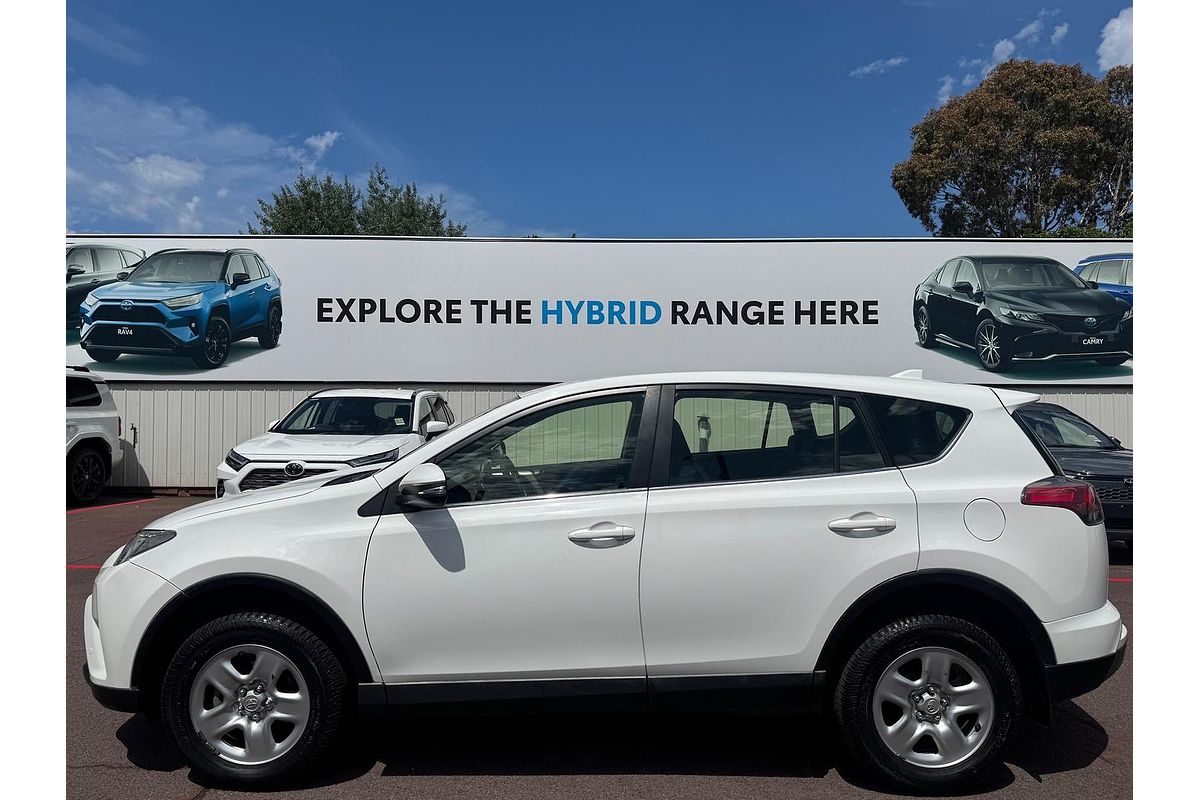 2018 Toyota RAV4 GX ZSA42R