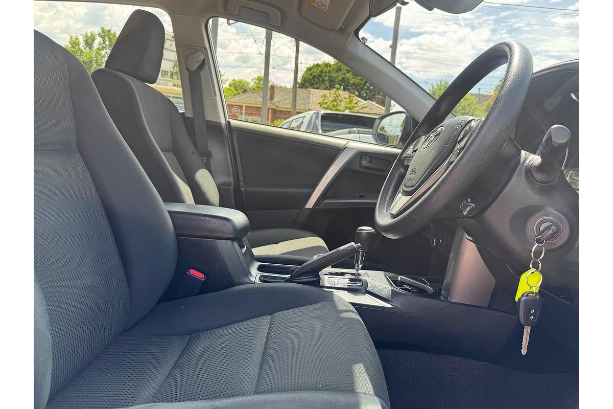 2018 Toyota RAV4 GX ZSA42R