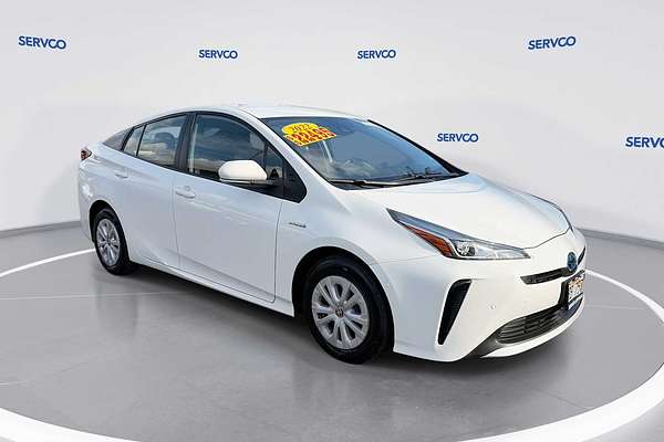 2022 Toyota Prius LE