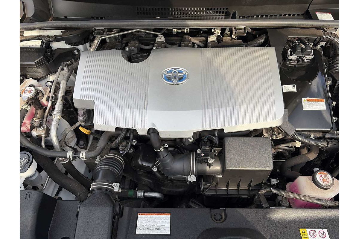 2022 Toyota Prius LE