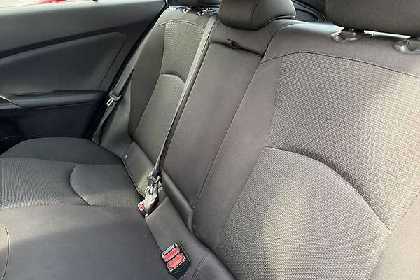 2022 Toyota Prius LE