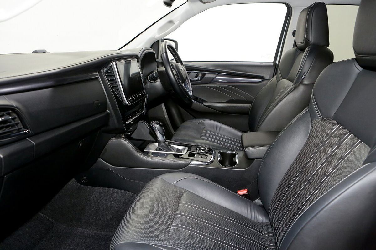 2023 Isuzu MU-X LS-T