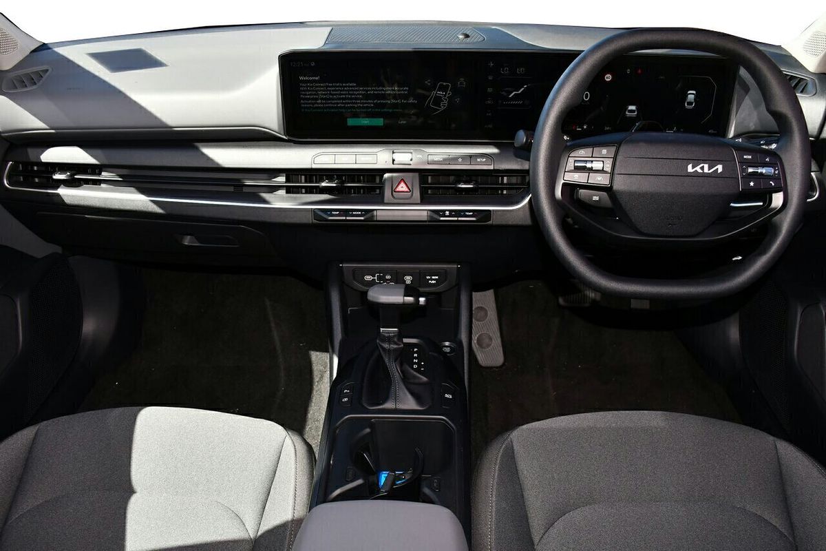 2025 Kia K4 Sport+ CL4m