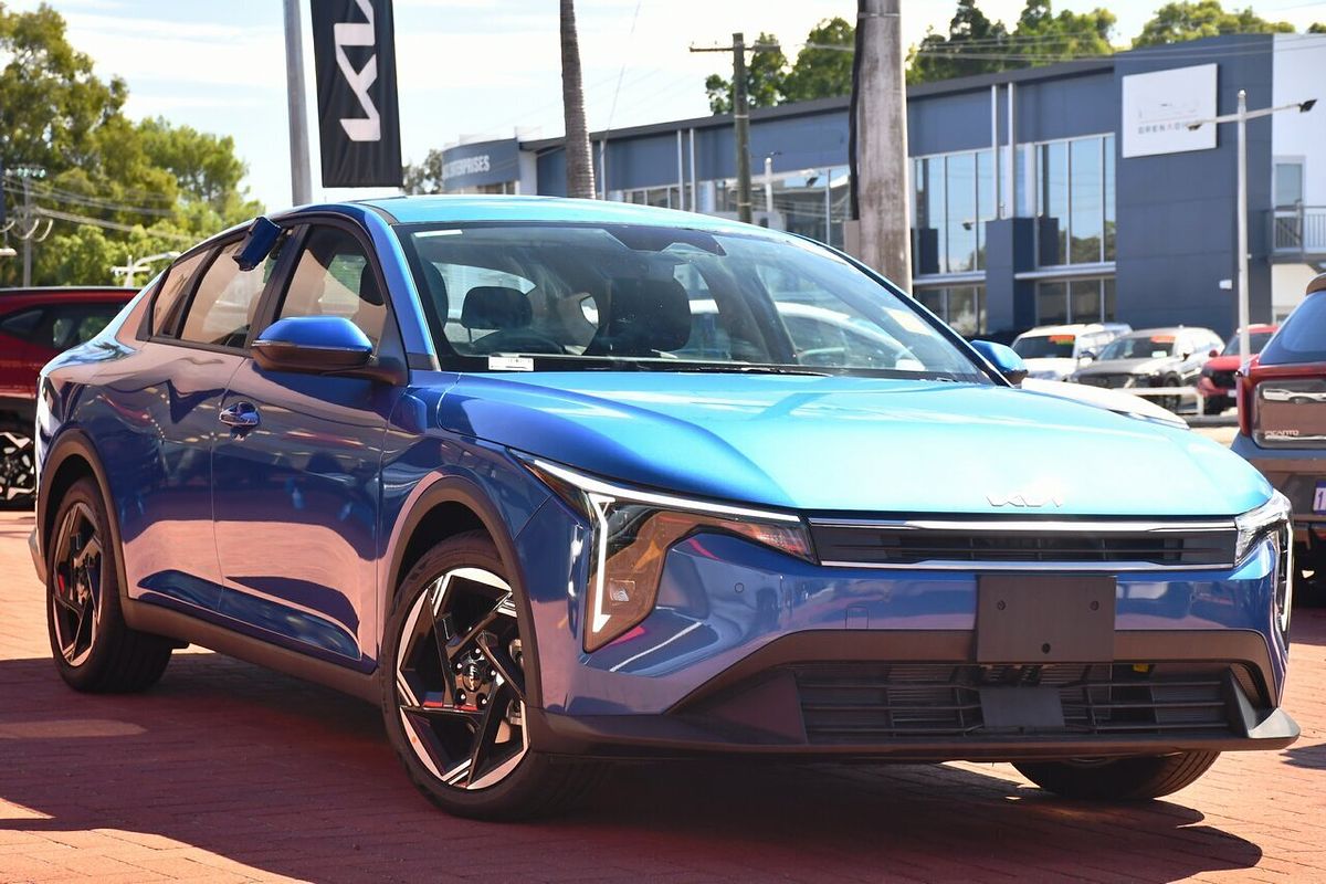 2025 Kia K4 Sport+ CL4m