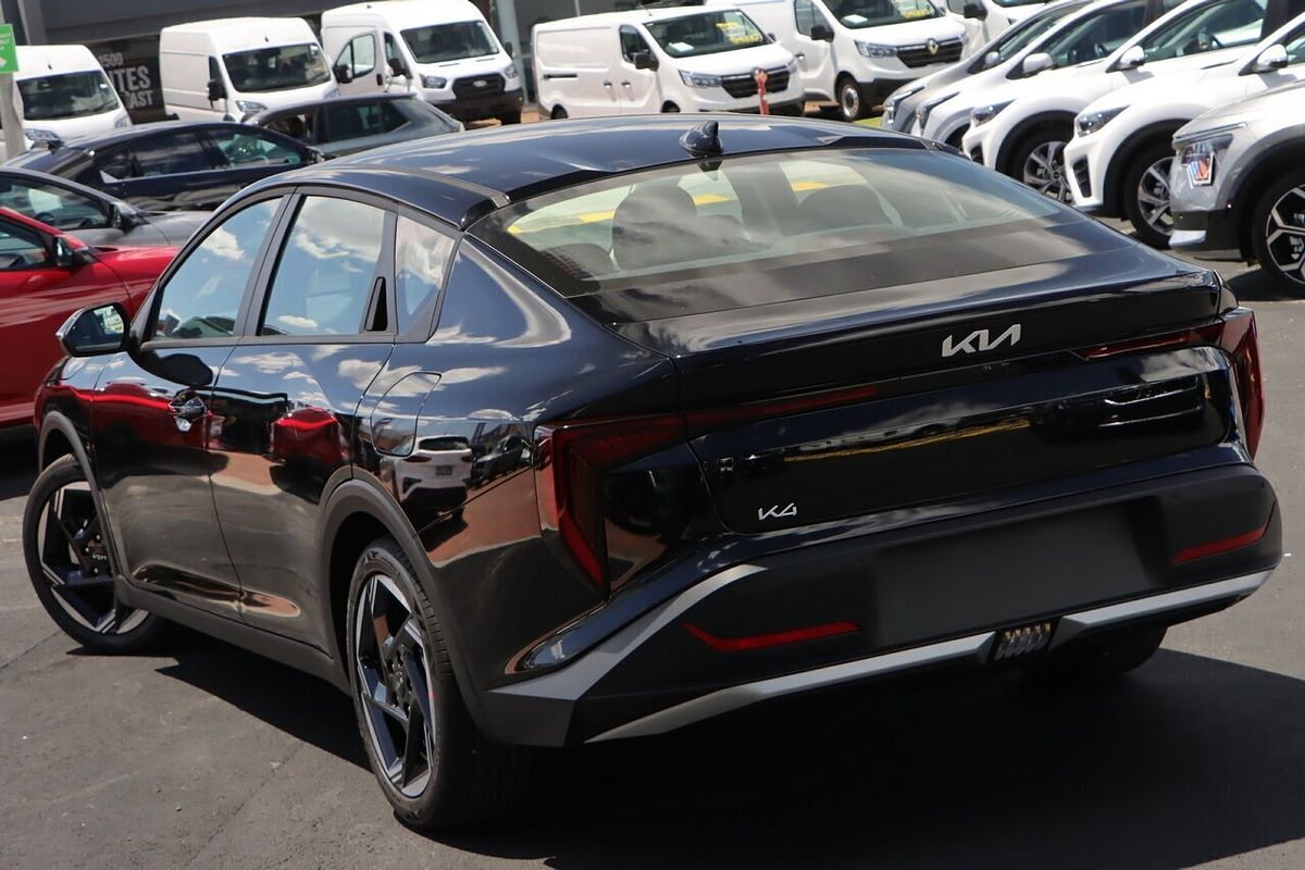 2025 Kia K4 Sport+ CL4m