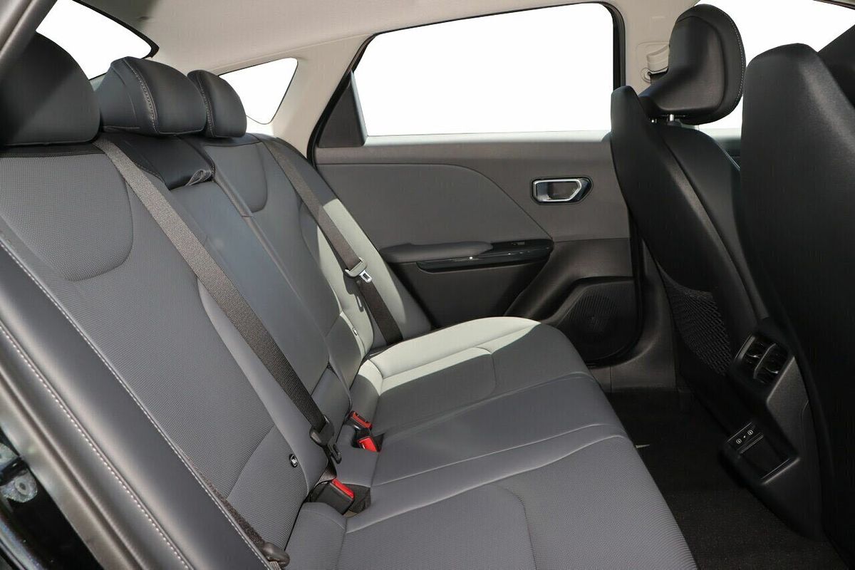 2025 Kia K4 Sport+ CL4m