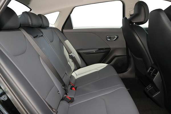 2025 Kia K4 Sport+ CL4m