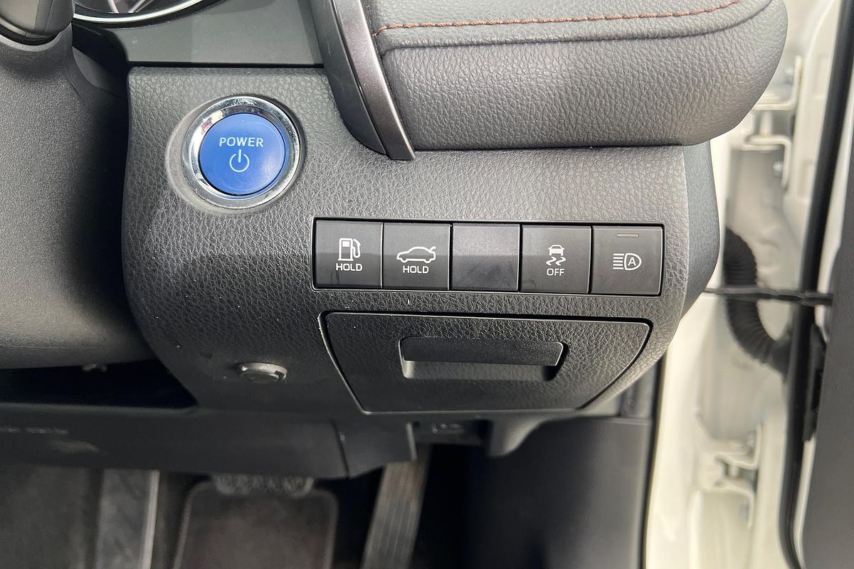 2020 Toyota Camry Ascent Sport