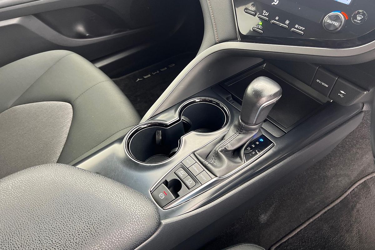 2020 Toyota Camry Ascent Sport