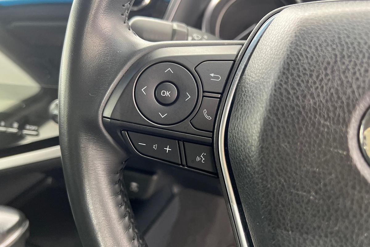 2020 Toyota Camry Ascent Sport