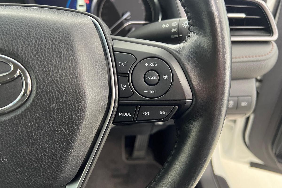 2020 Toyota Camry Ascent Sport