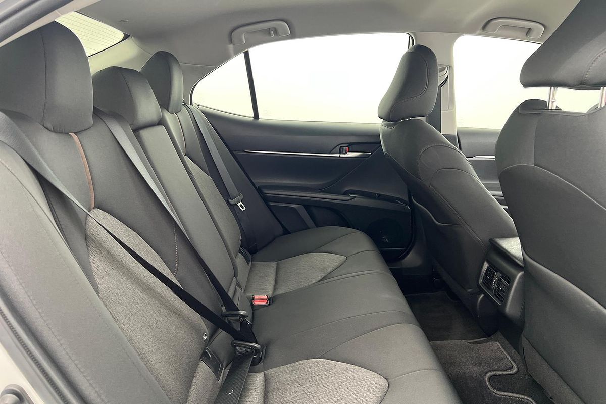 2020 Toyota Camry Ascent Sport