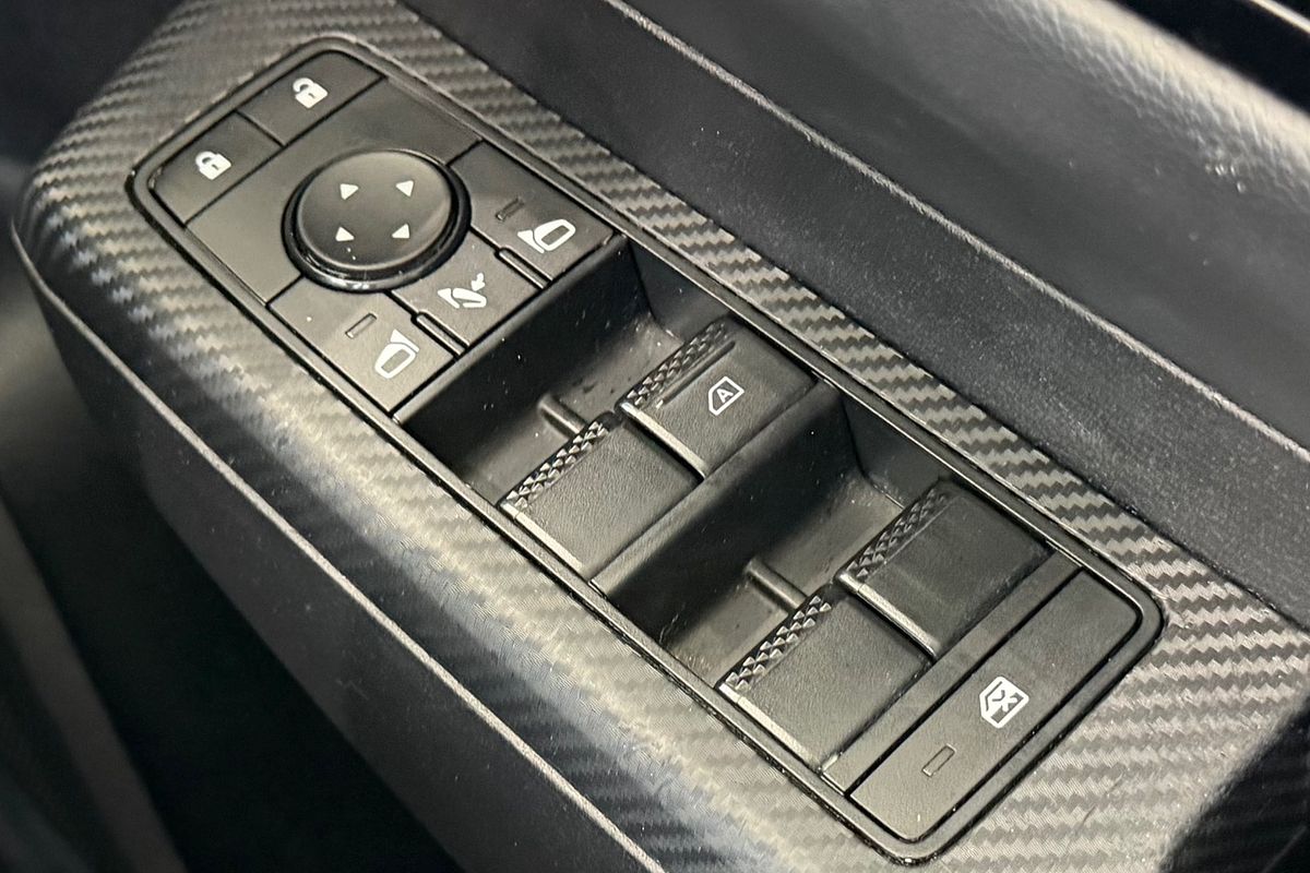 2024 Mitsubishi Triton GLS MV 4X4