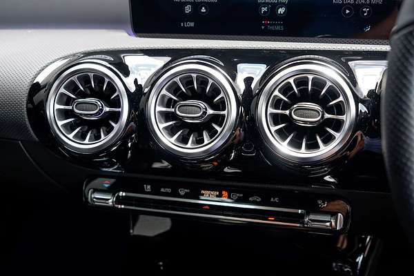 2022 Mercedes-Benz CLA-Class CLA200 C118