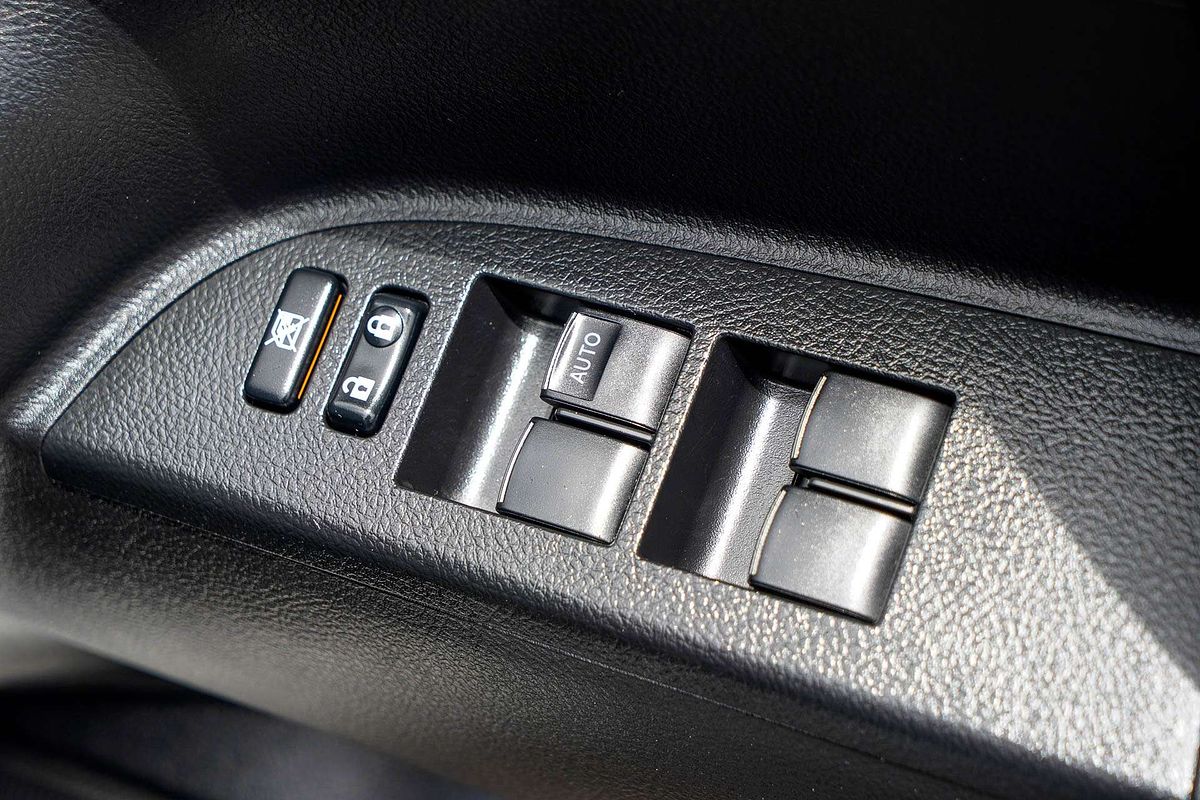 2012 Toyota Kluger Grande GSU40R