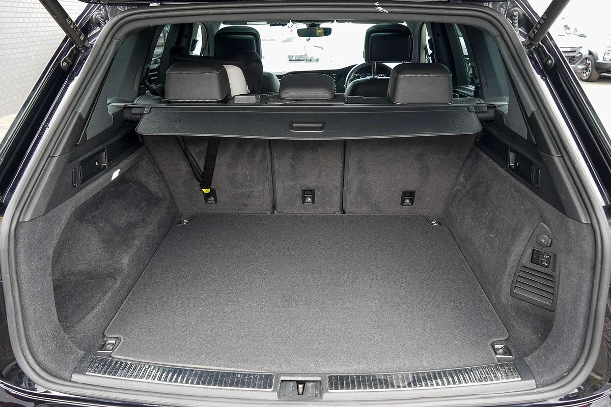 2021 Volkswagen Touareg 210TDI Wolfsburg Edition CR