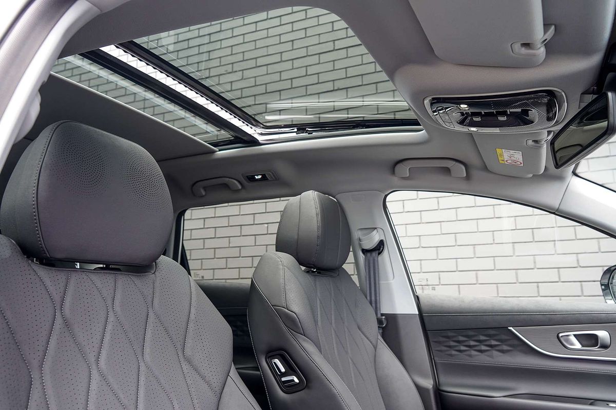 2025 Chery Tiggo 8 Super Hybrid Ultimate T31