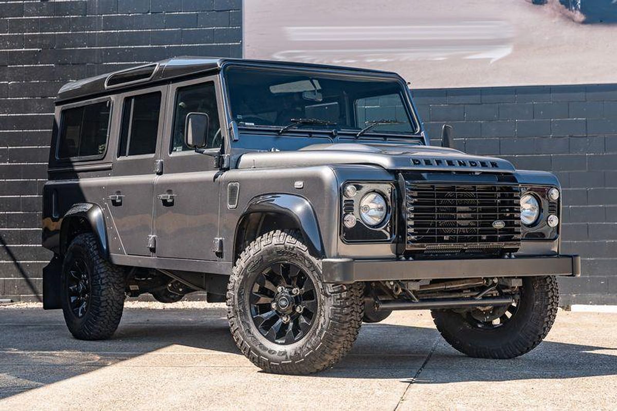 2015 Land Rover Defender Adventure 110
