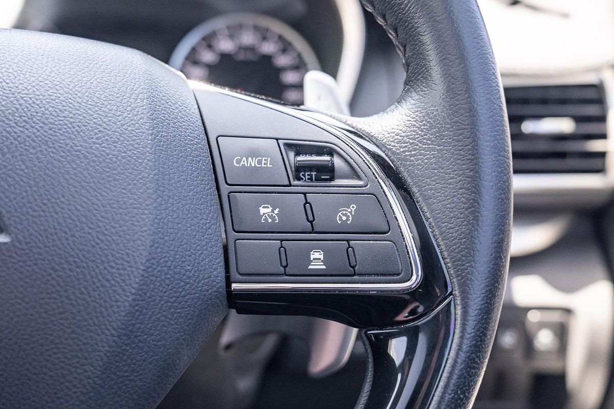 2020 Mitsubishi Eclipse Cross Exceed YA