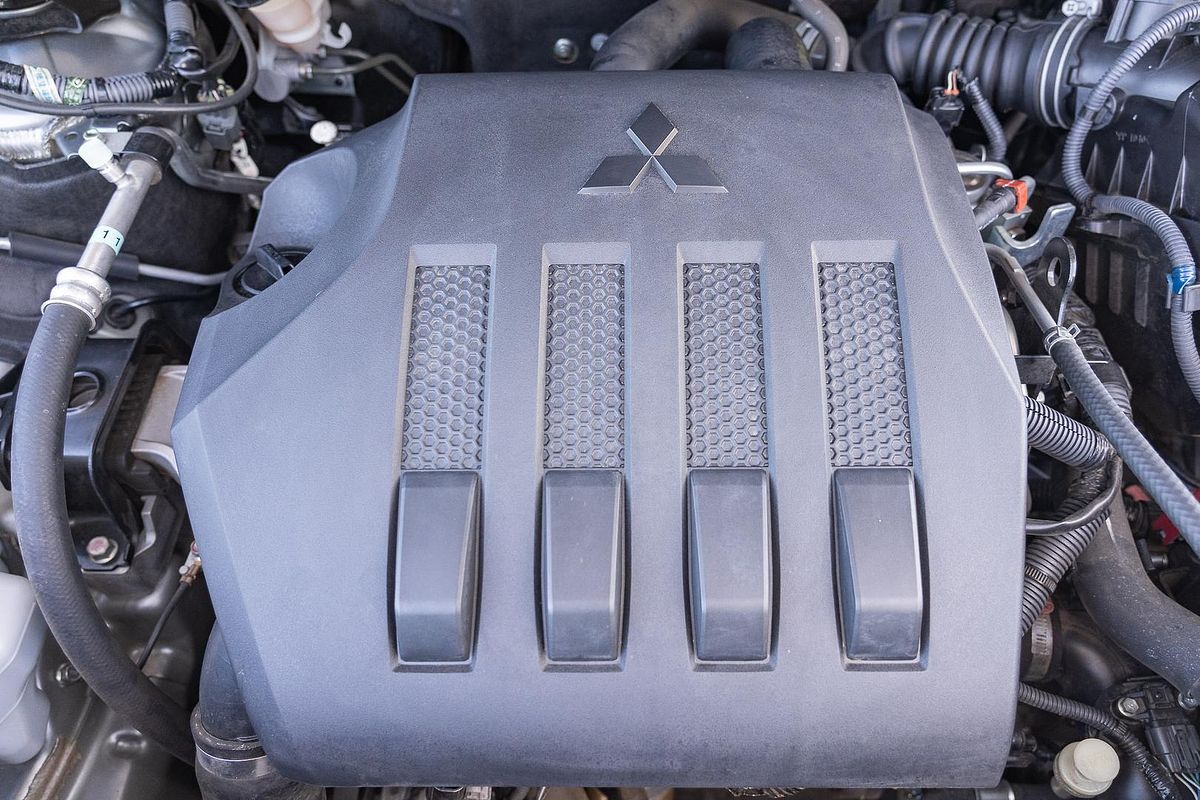 2020 Mitsubishi Eclipse Cross Exceed YA