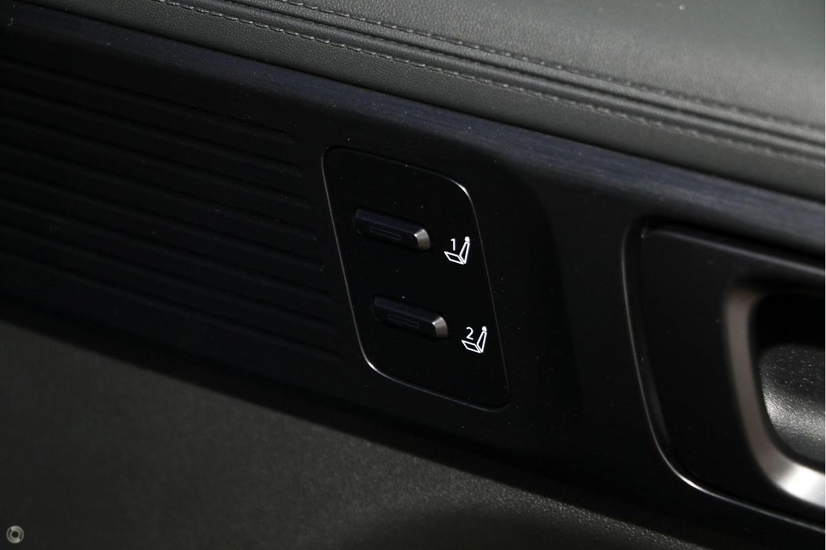 2025 Hyundai Santa Fe Calligraphy MX5.V2