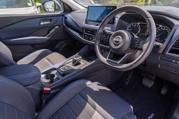 2024 Nissan QASHQAI ST-L J12
