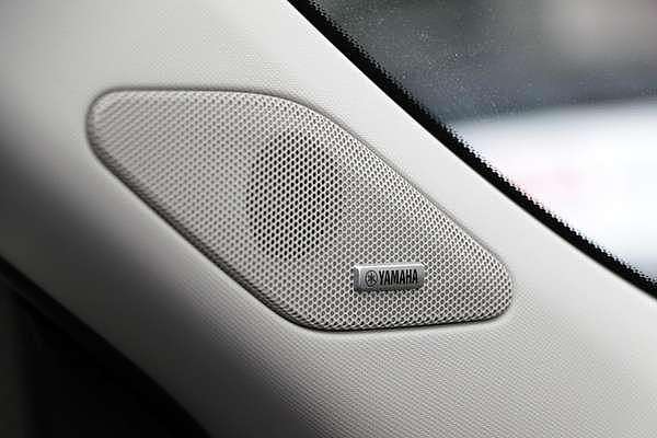 2025 Mitsubishi Outlander ES ZM