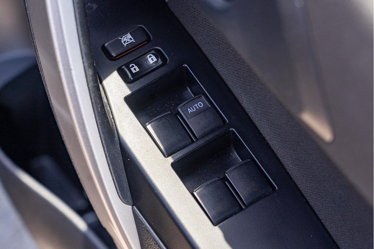 2013 Toyota Corolla Ascent ZRE182R