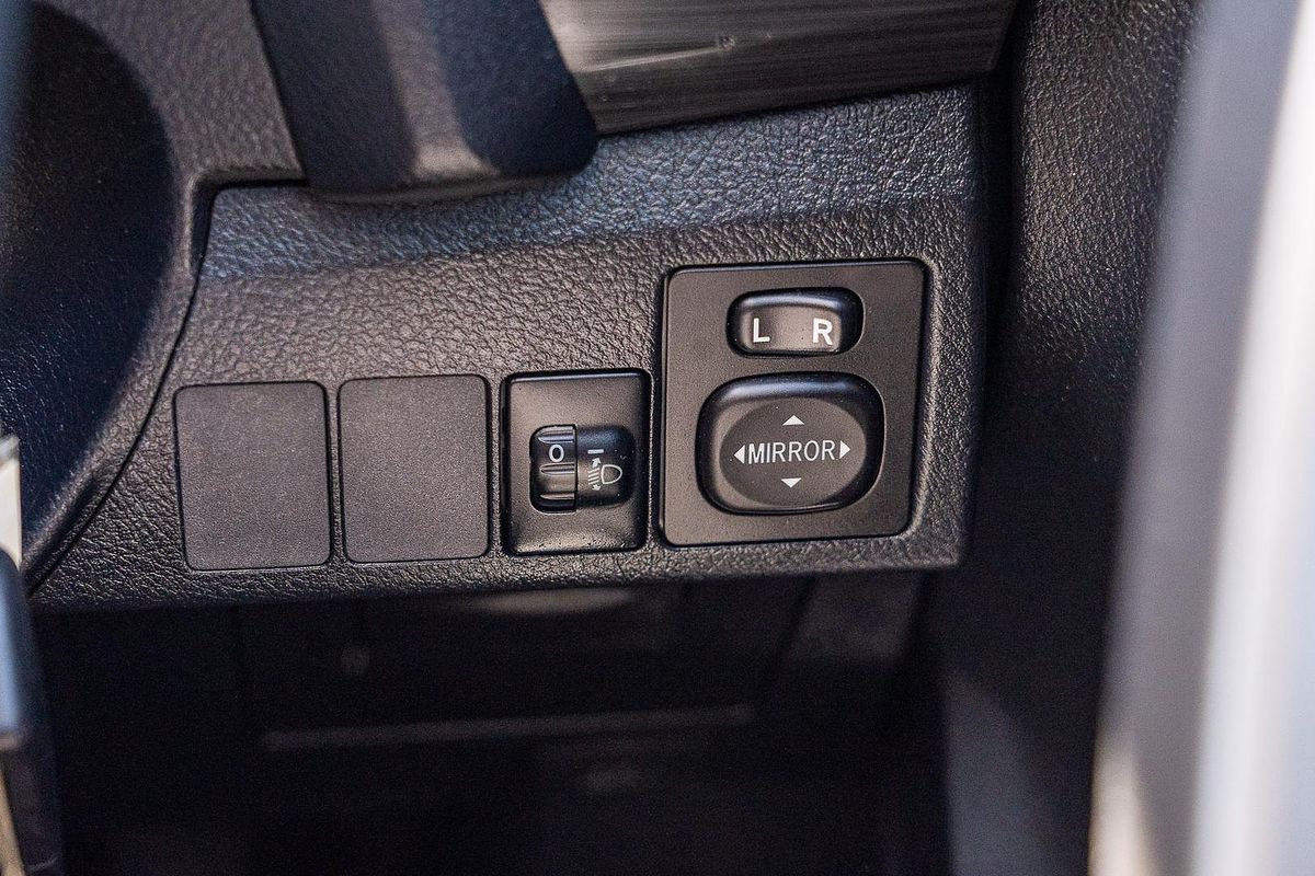 2013 Toyota Corolla Ascent ZRE182R