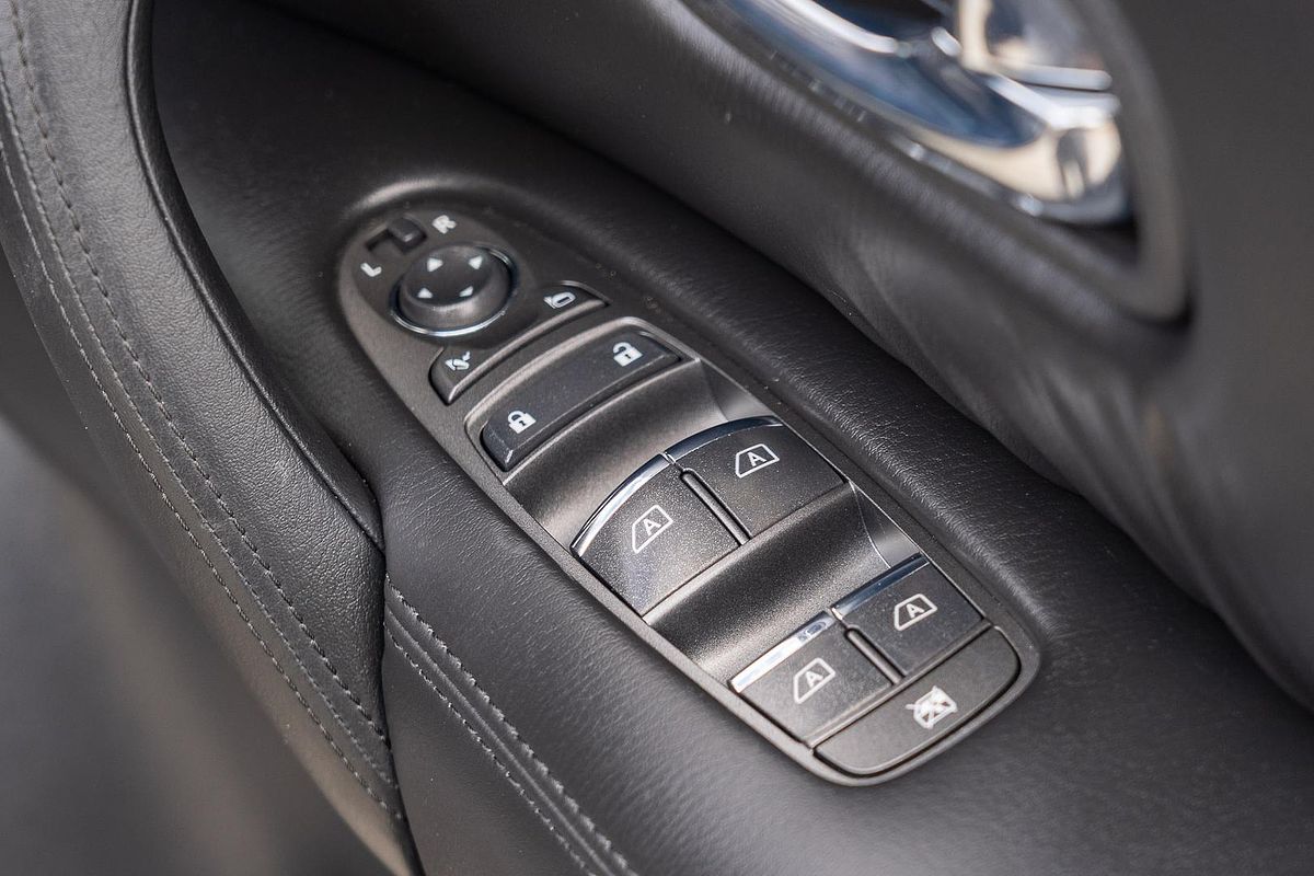 2024 Nissan Patrol Ti Y62