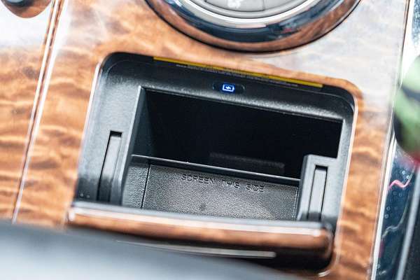 2024 Nissan Patrol Ti Y62