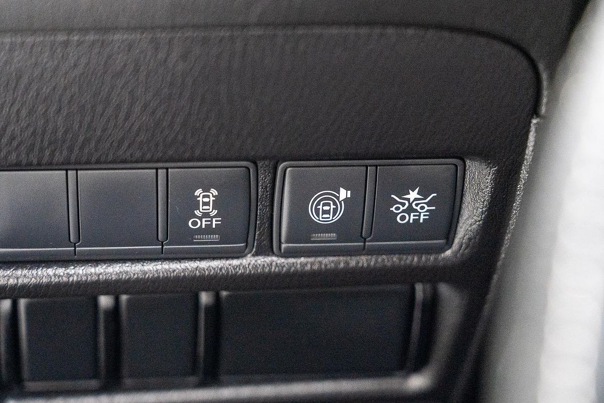 2024 Nissan Patrol Ti Y62