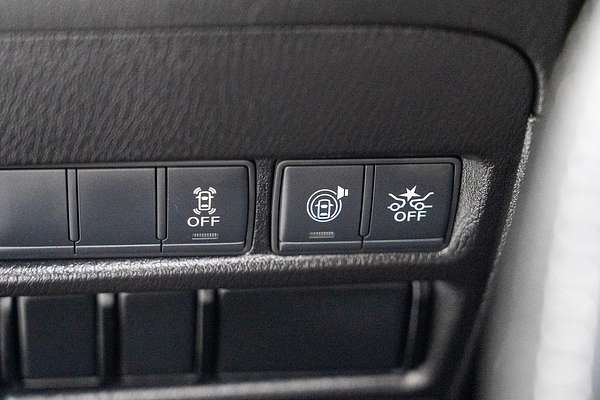 2024 Nissan Patrol Ti Y62