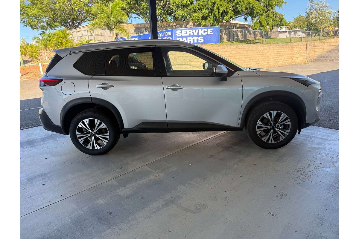 2025 Nissan X-TRAIL ST-L T33