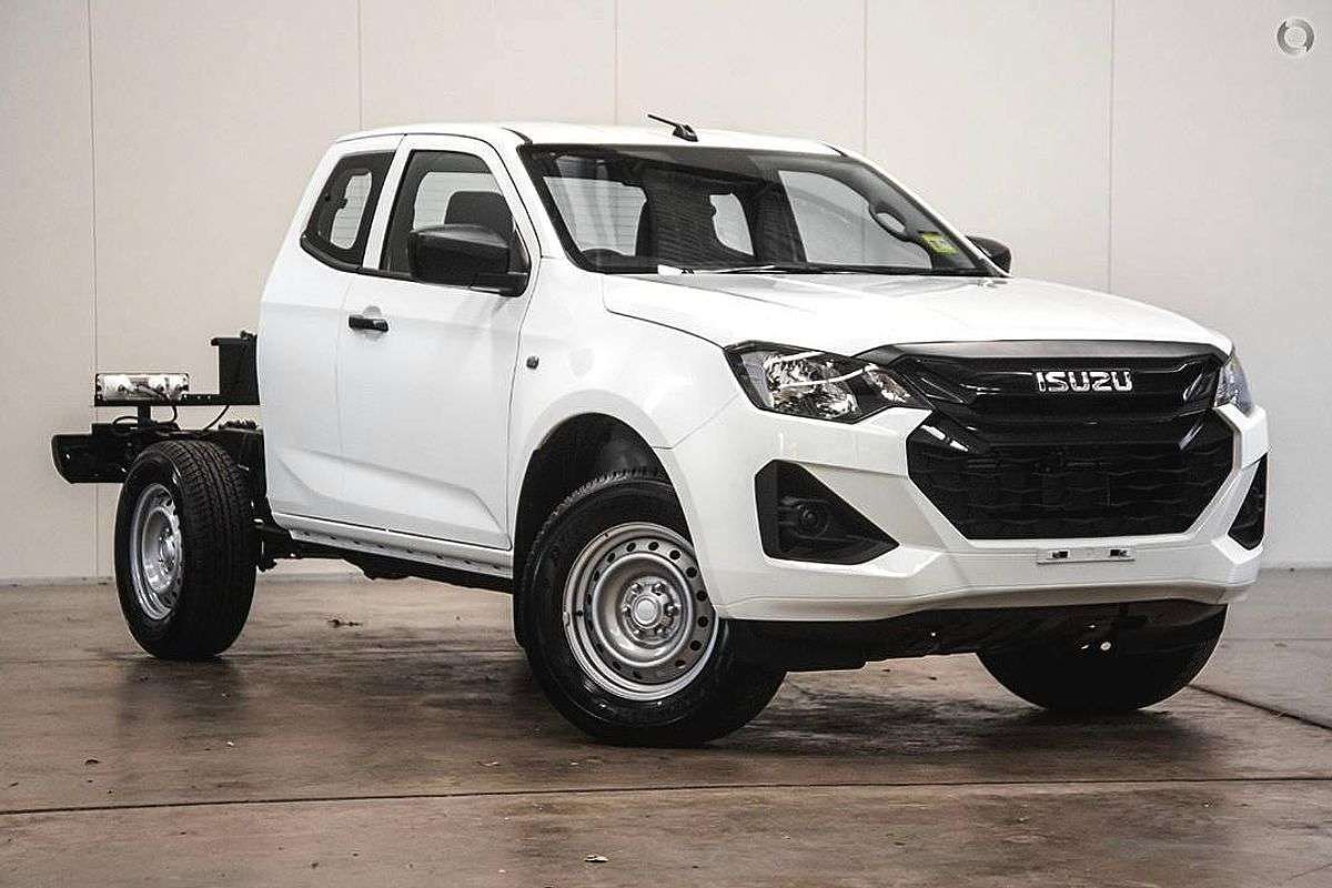 2025 Isuzu D-MAX SX High Ride Rear Wheel Drive