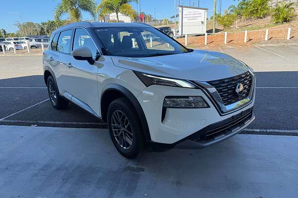 2024 Nissan X-TRAIL ST T33