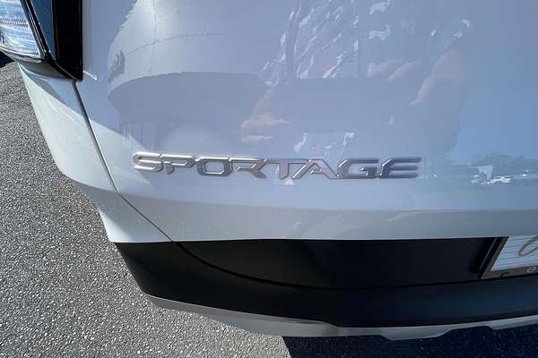 2024 Kia Sportage S NQ5